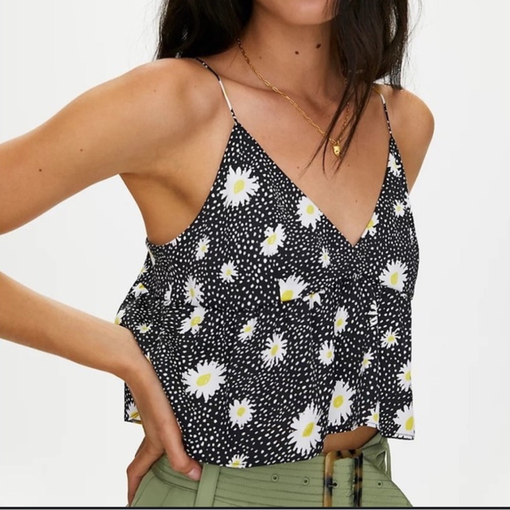 Little Moon (Aritzia) Black and White Daisy Print cropped tank